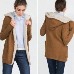 Zara Knit Open Cardigan with a sherpa lining/hood size Large Camel Wool blend